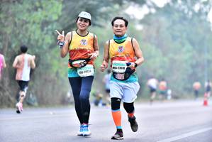BIB: 27078, 20138
                            <button type="button" onclick="openModal(10124384)" class="btn btn-primary btn-sm float-right btn-popup" data-toggle="modal" data-target=".modal-high-quality">
                        <i class="fas fa-shopping-cart"></i> Add to Cart
                    </button>
                                            <button type="button" onclick="isThisMe(10124384, true)" class="btn btn-success btn-sm float-right btn-popup btn-isme hidden" data-toggle="tooltip" data-placement="bottom" title="นี่คือรูปของคุณใช่ไหม คลิกที่นี่เพื่อเอาเข้าอัลบั้ม">
                        <i class="fas fa-plus"></i> Add to album
                    </button>
                    <button type="button" onclick="isThisMe(10124384, false)" class="btn btn-warning btn-sm float-right btn-popup btn-isnotme hidden">
                        <i class="fas fa-ban"></i> Remove from album
                    </button>